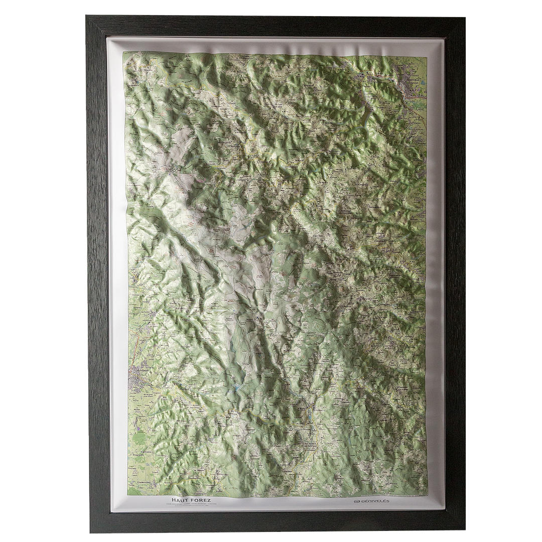 La carte en relief du Haut Forez présentée dans un encadrement noir.