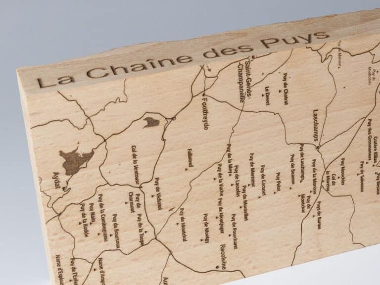 chaine des puys carte-dos